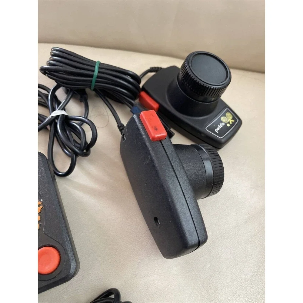 atari controllers ,untested,c3 - Picture 6 of 7